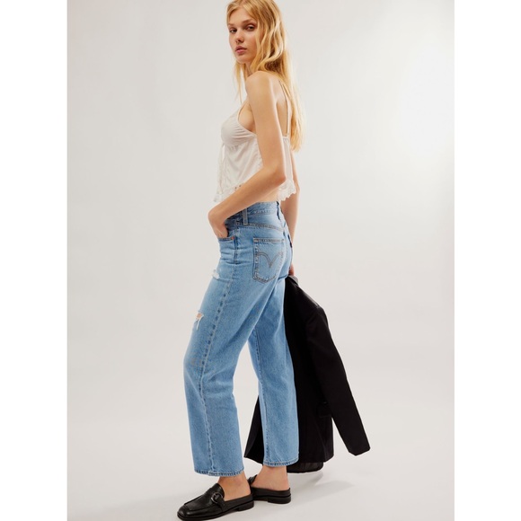 LEVI’S RIBCAGE STRAIGHT ANKLE JENS SIZE 26 EUC - Picture 2 of 10